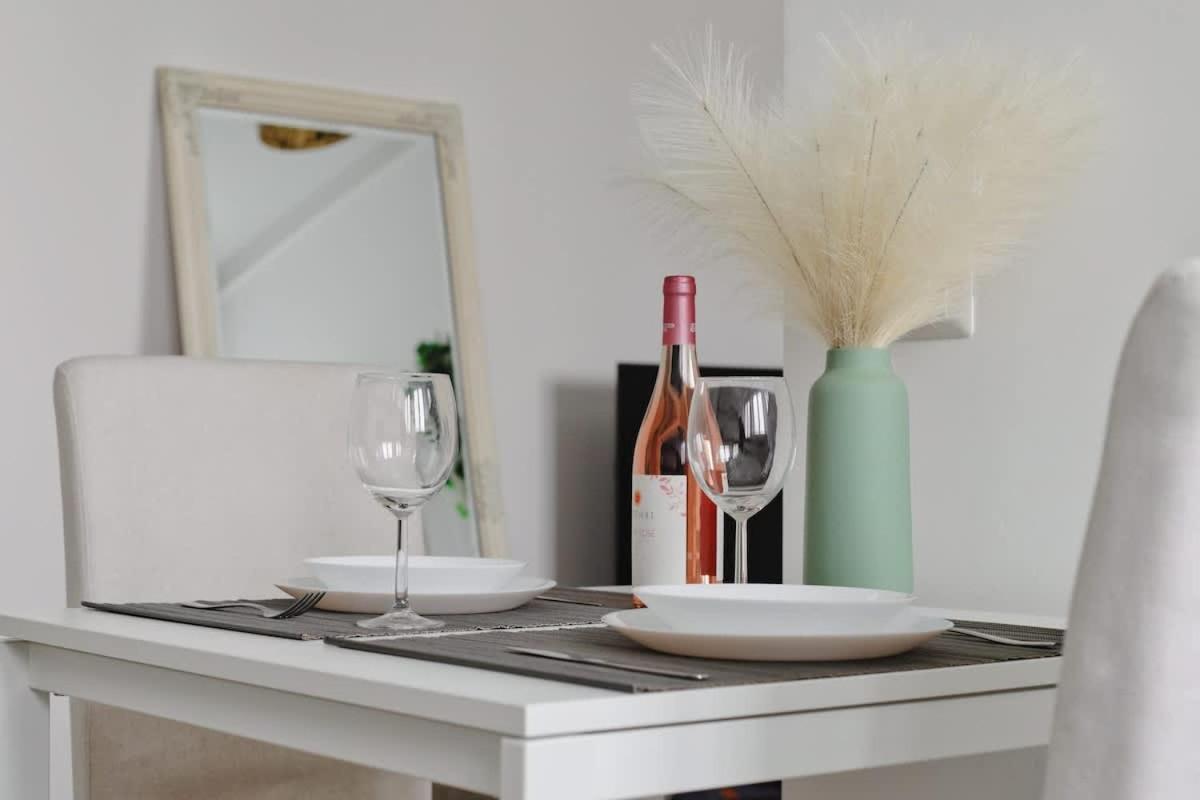 Oasis Suite - Subway 50 Meters Just 5 Minutes From Duomo Milán Exterior foto