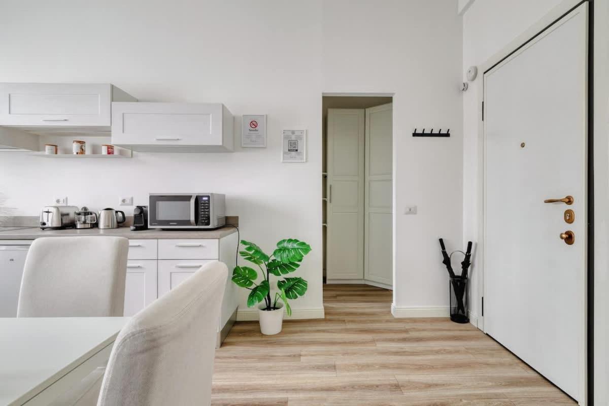 Oasis Suite - Subway 50 Meters Just 5 Minutes From Duomo Milán Exterior foto